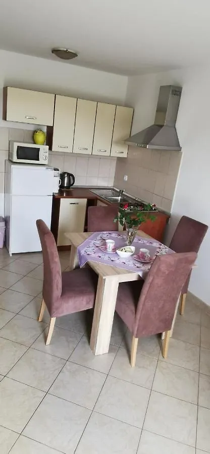 Apartments Zdenka Labin  Croatia